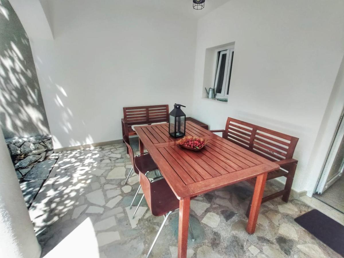 Minimalistic Oasis By The Sea In Stanici Villa Celina Exterior foto